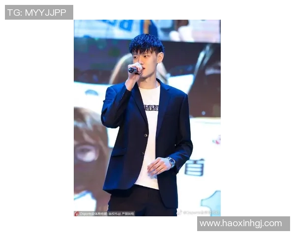 曾凡博：从青涩新星到篮球赛场的璀璨明星之路解析