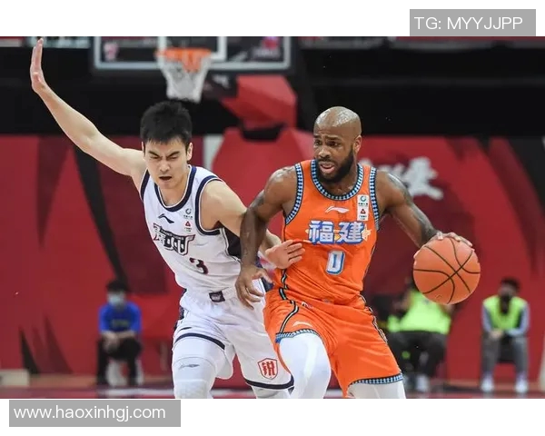 罗伯特-高登爆砍30分助北京首钢逆转胜