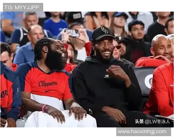 快船队与湖人队的比赛成为焦点,洛杉矶德比战燃爆全场