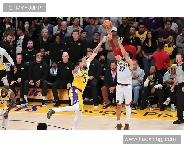 贾马尔穆雷与詹姆斯的巅峰对决谁能在赛场上笑到最后