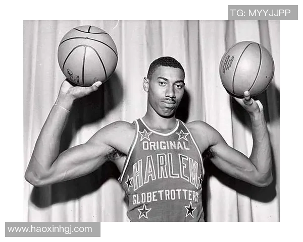 威尔特张伯伦的传奇人生与篮球史上的不朽地位探秘 威尔特张伯伦的传奇人生与篮球史上的不朽地位探秘